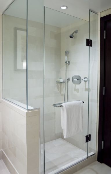 Roswell Shower Installation